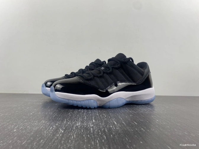 Air Jam 11 Space Jordan FV5104-004 Low 0906